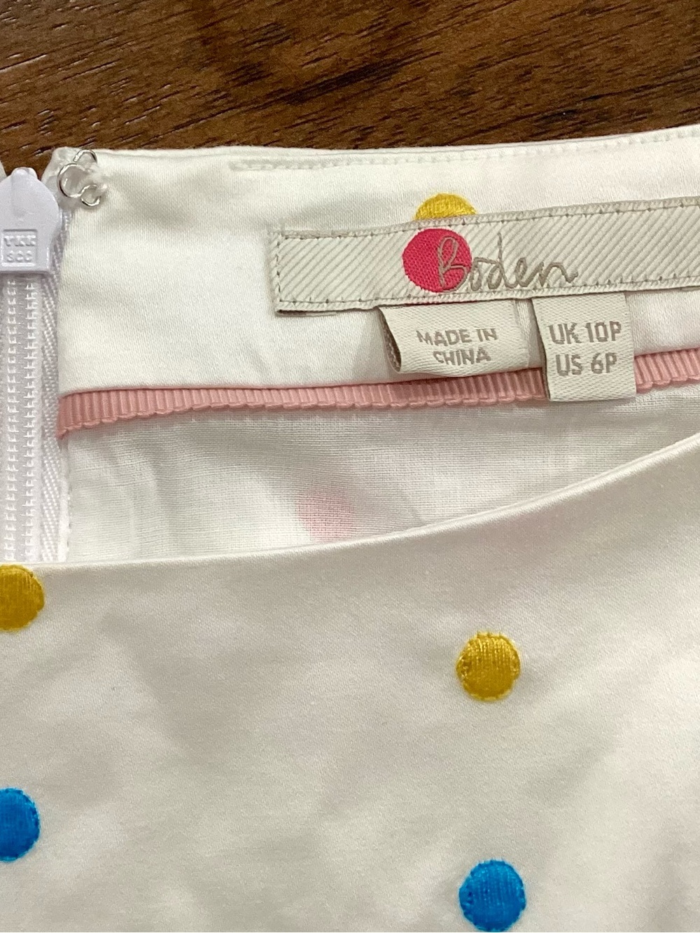 Boden White Cotton Multi-Color Embroidered Polka Dot Fit & Flare Dress Sz 6P - Picture 2 of 13